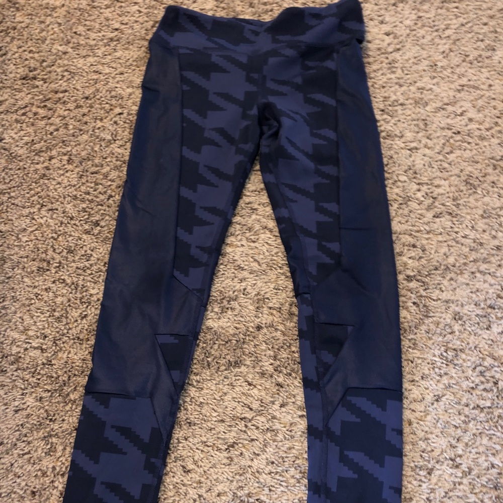 ALO leggings
